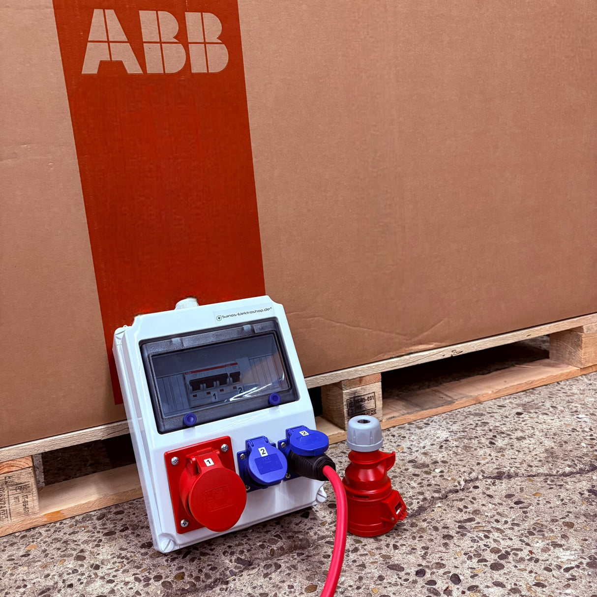 SANOS Wandverteiler ABB/PCE - 1x CEE 16A und 2x Schukodosen | SAN003